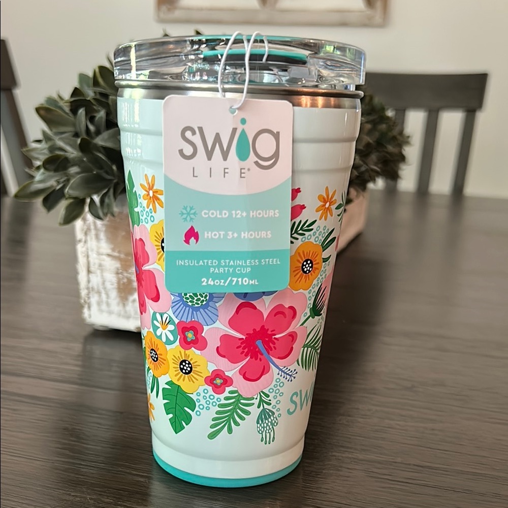 SWIG-NWT-Floral Insulated Party Cup - blue, floral, and Multicolor